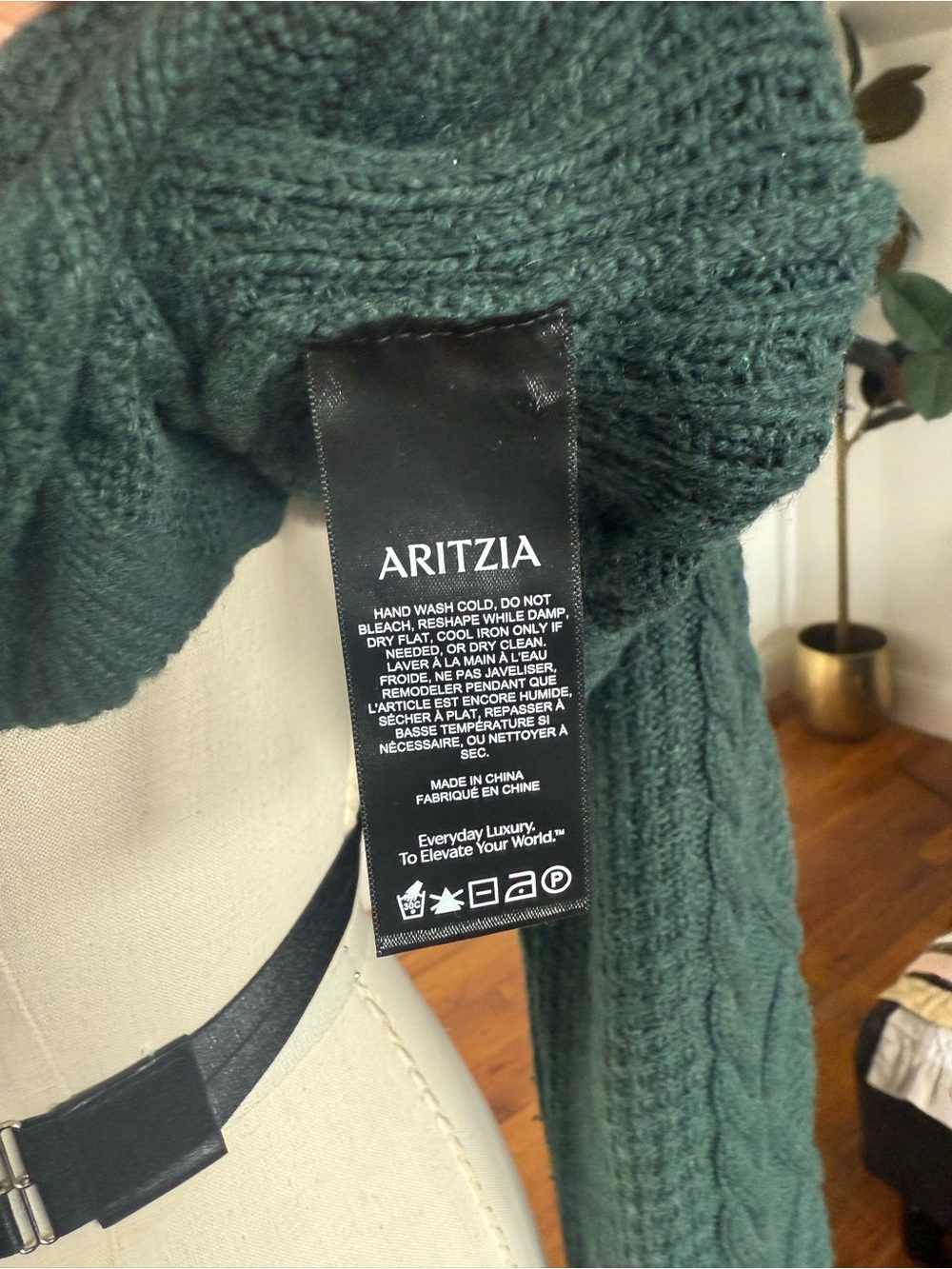 Aritzia Dark Green Cable-Knit Half-Zip Sweater - Picture 3 of 8